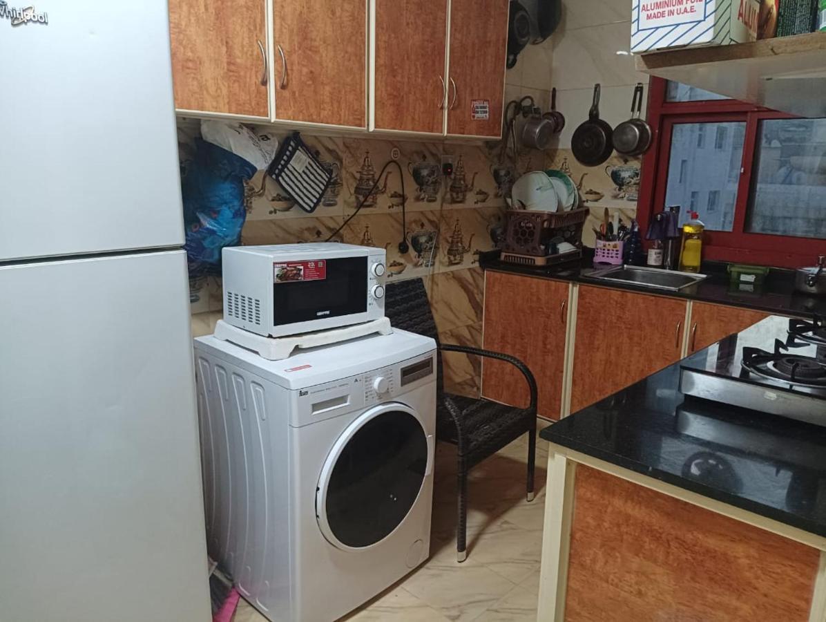 Moon Backpackers , Al Rigga , Partition For Couples And For Singles Διαμέρισμα Ντουμπάι Εξωτερικό φωτογραφία
