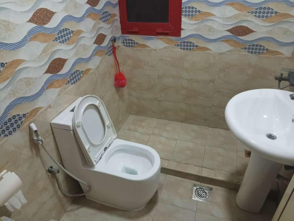 Moon Backpackers , Al Rigga , Partition For Couples And For Singles Διαμέρισμα Ντουμπάι Εξωτερικό φωτογραφία