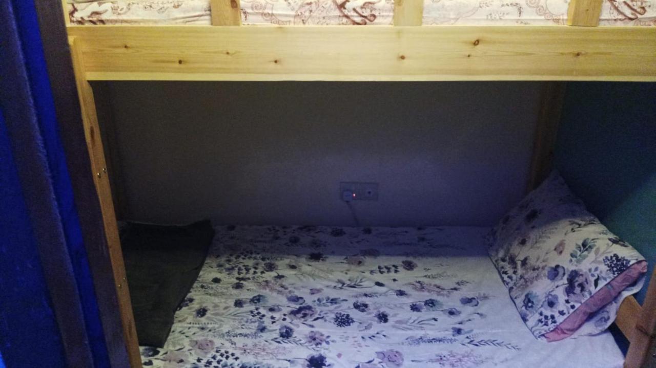 Moon Backpackers , Al Rigga , Partition For Couples And For Singles Διαμέρισμα Ντουμπάι Εξωτερικό φωτογραφία
