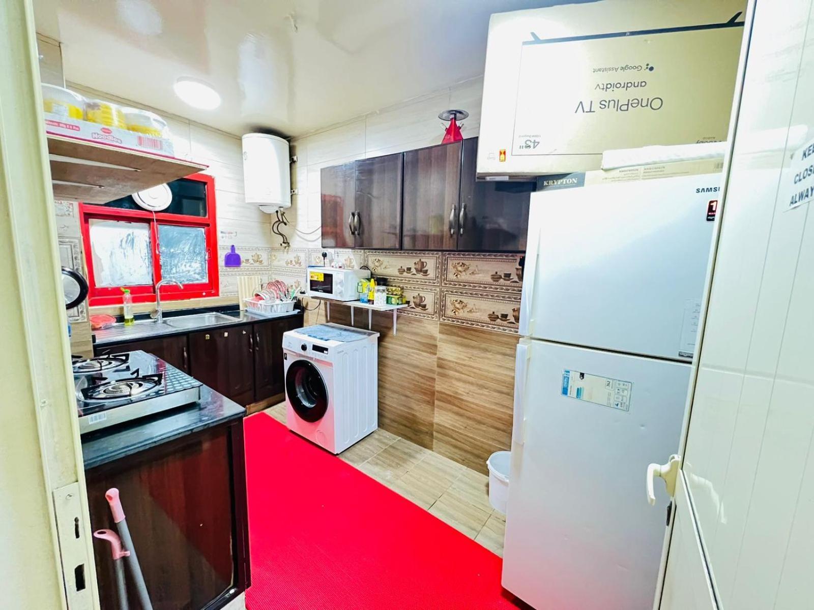 Moon Backpackers , Al Rigga , Partition For Couples And For Singles Διαμέρισμα Ντουμπάι Εξωτερικό φωτογραφία